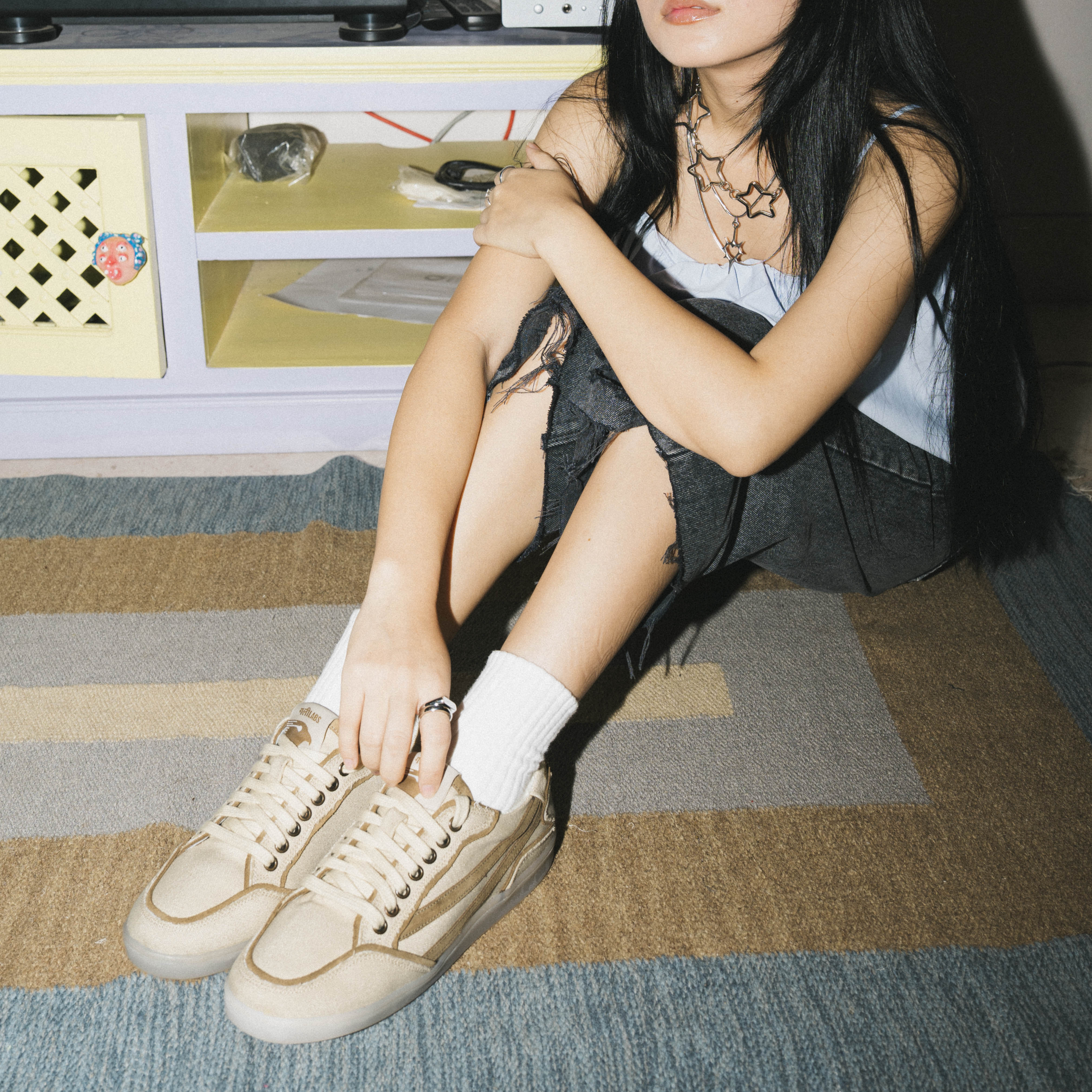 Gully Number 001 -  Baaz Kora White for Women - Image 10
