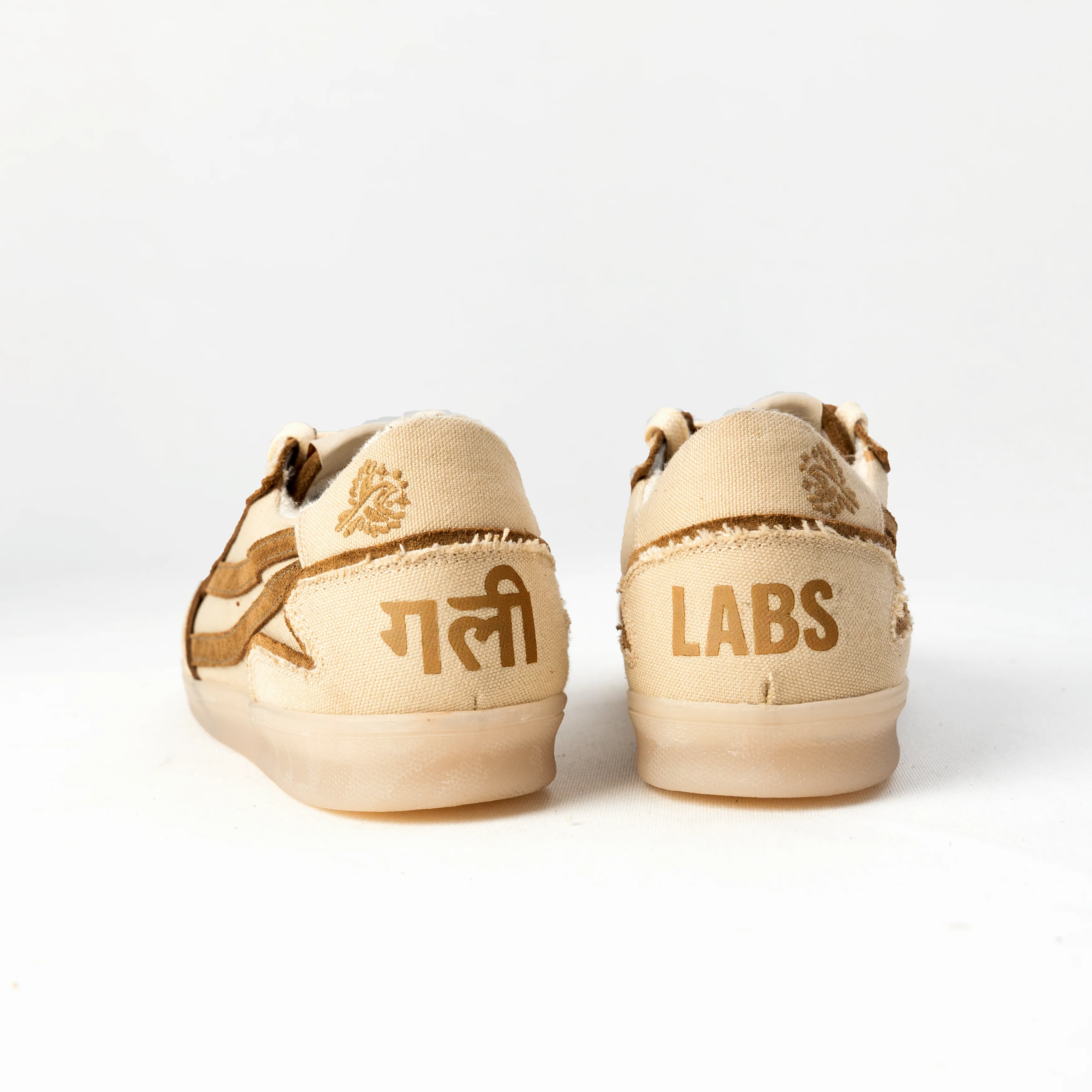 Gully Number 001 -  Baaz Kora White for Women - Image 4